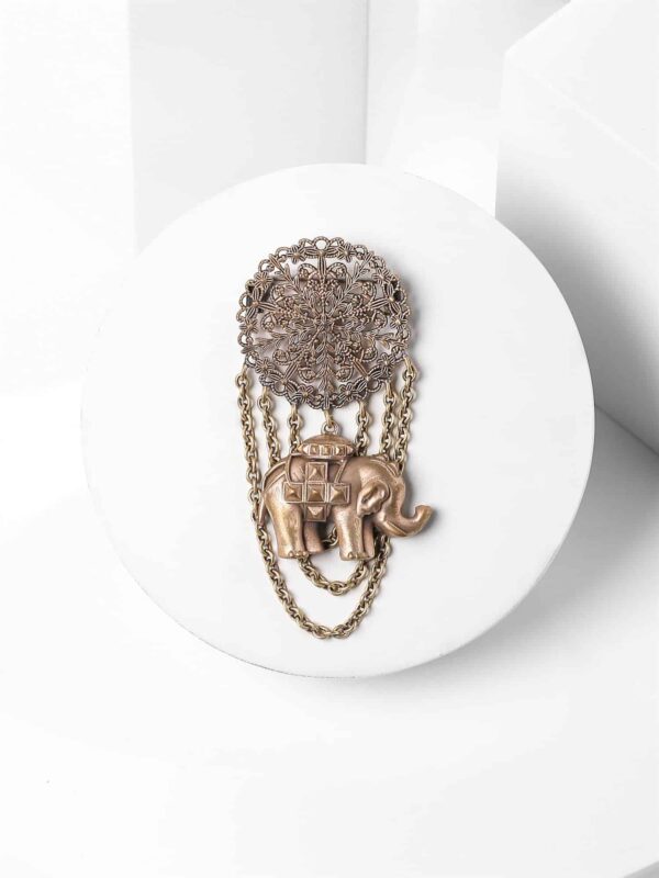 The Royal Majesty Brooch