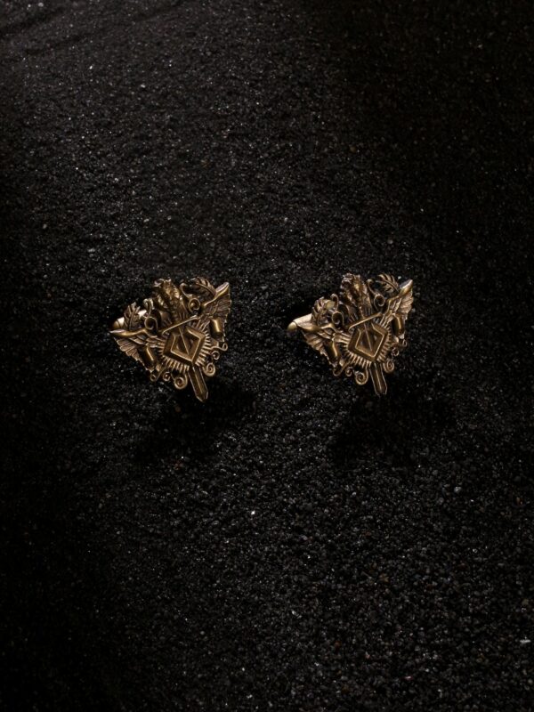 The Knight Lion Cufflink