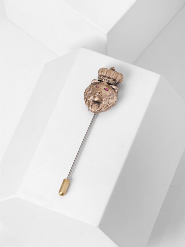 The Crowned King Lapel pin