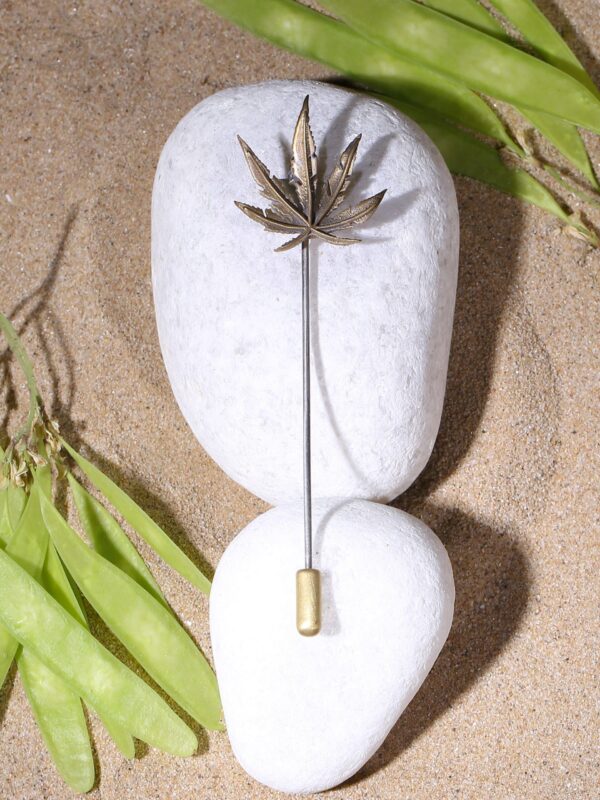 Majestic Maple lapel pin