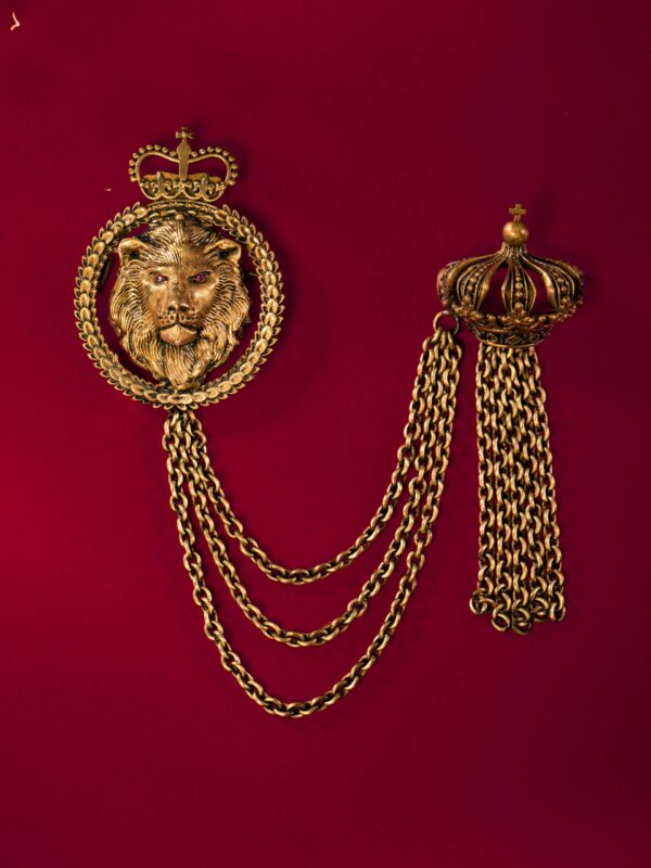 Luxe Lion Brooch