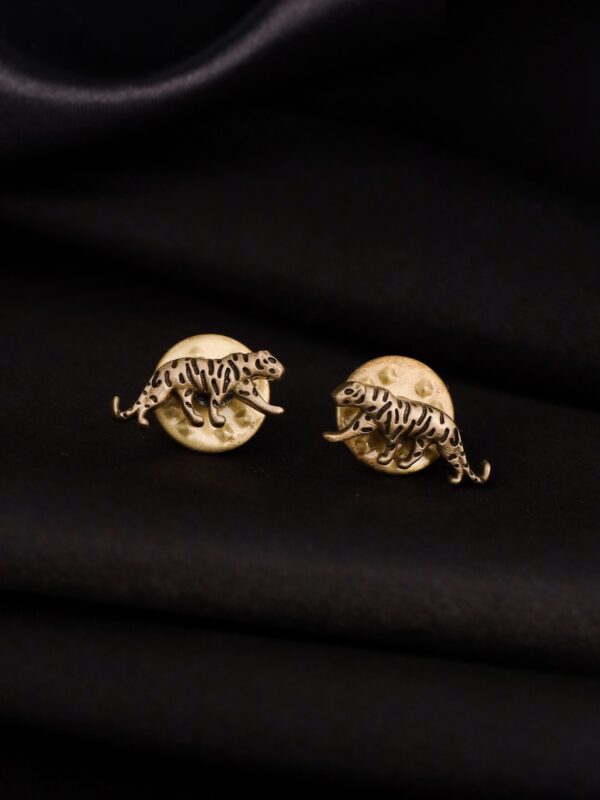 Calm Chetaah Collar Tips