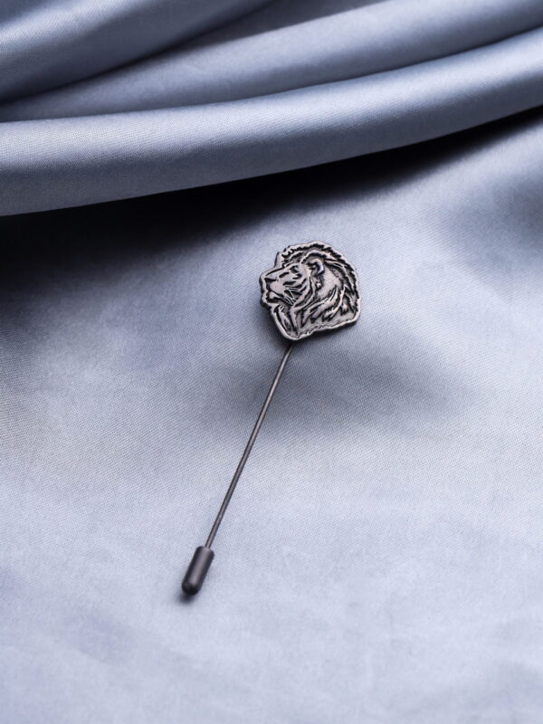 Lion's Mane Lapel Pin