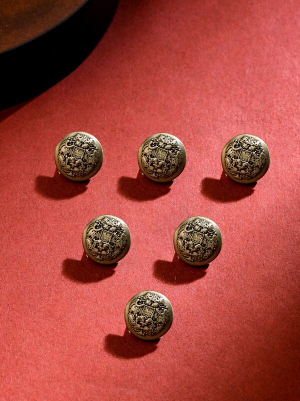 Vintage Vigour Buttons