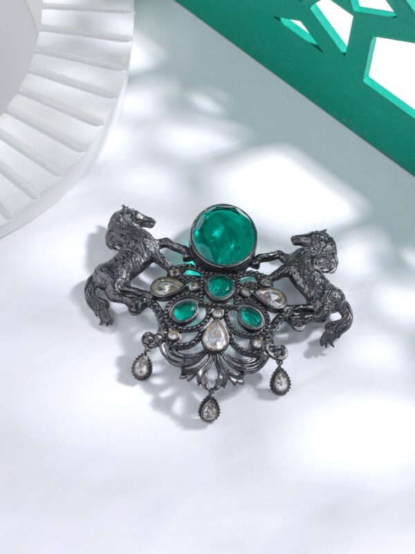 Roshan-e-Sawaar Brooch