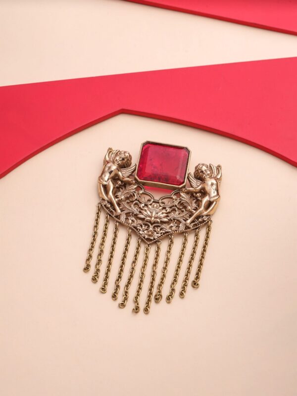 Jadui Naginey Brooch