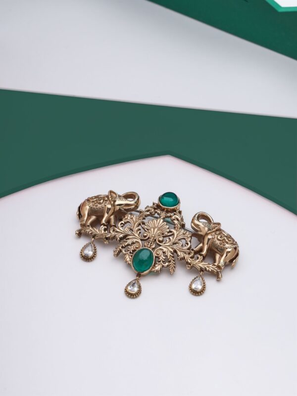 Shaahi Haathi Brooch