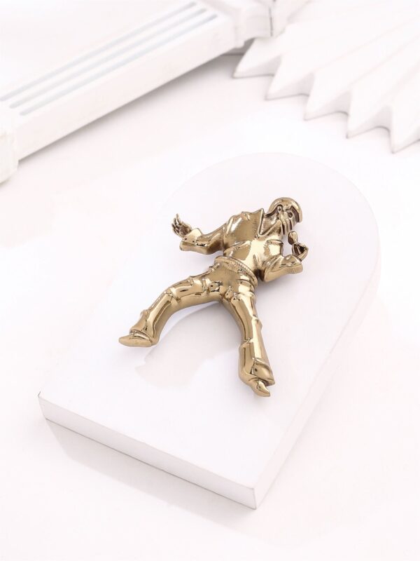 Elvis Brooch