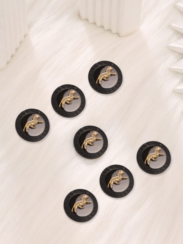 Terrific Tiger Buttons