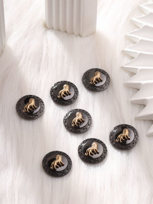 Regal Lion Buttons