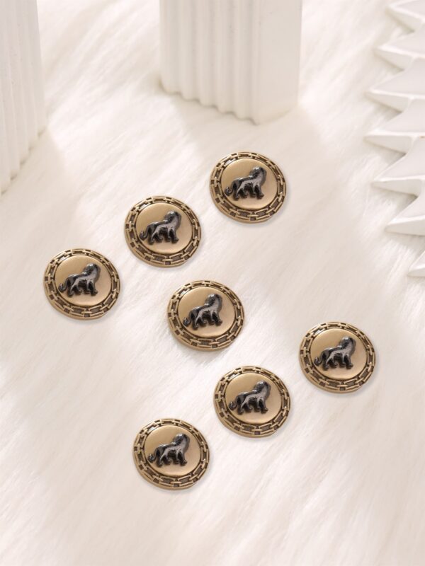 Regal Lion Buttons