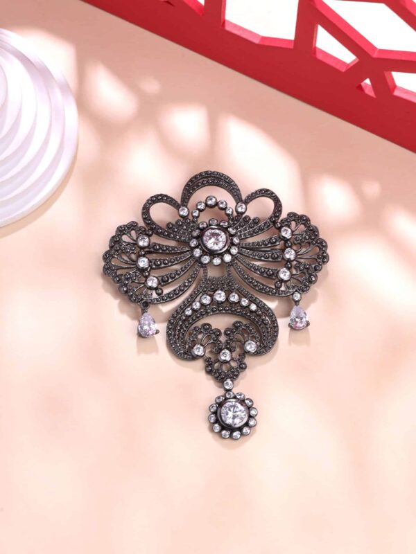 Amaze Allure Brooch