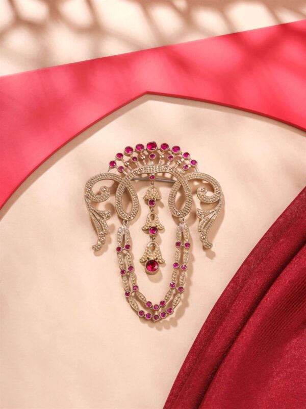 Victorian Tales Brooch