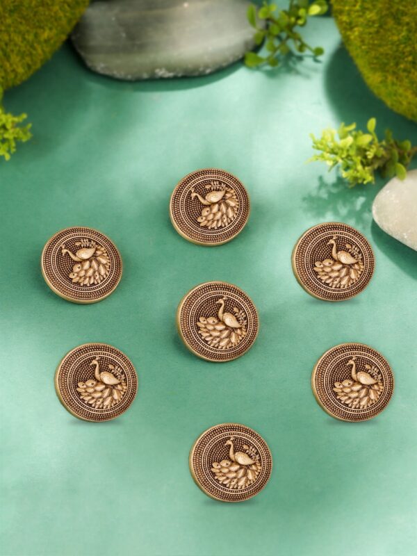 Minimalist Peacock Button