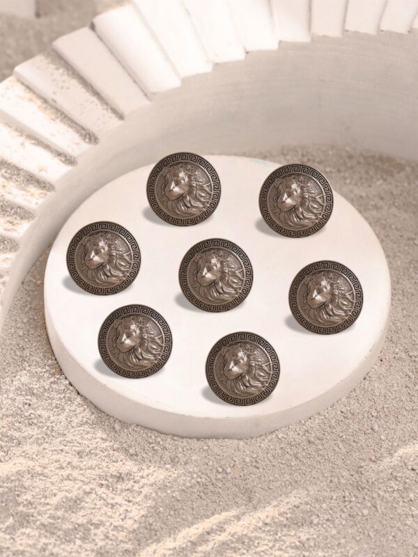 Superb Simba Buttons