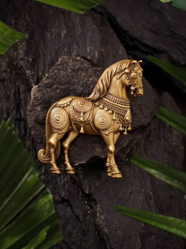 Stallion's Legacy Brooch