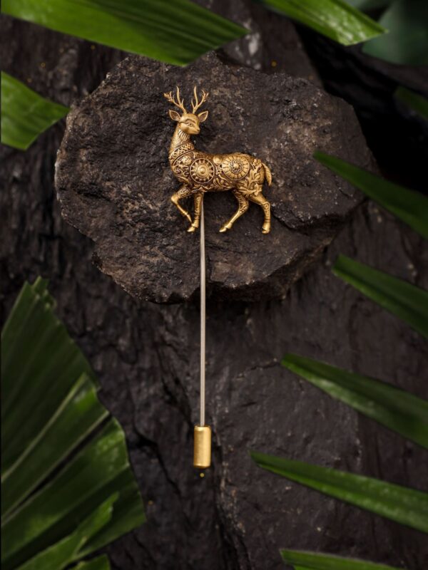 Prancing Herald Lapel Pin