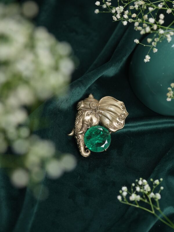 Emerald Gajraj Brooch