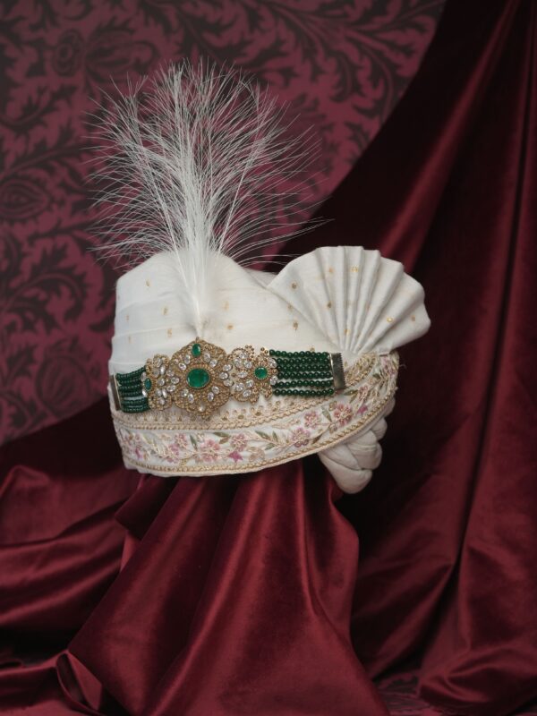 Emerald Majesty Kalangi