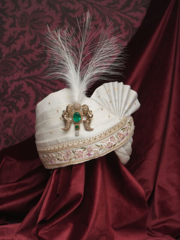 The Lion Crest Kalangi